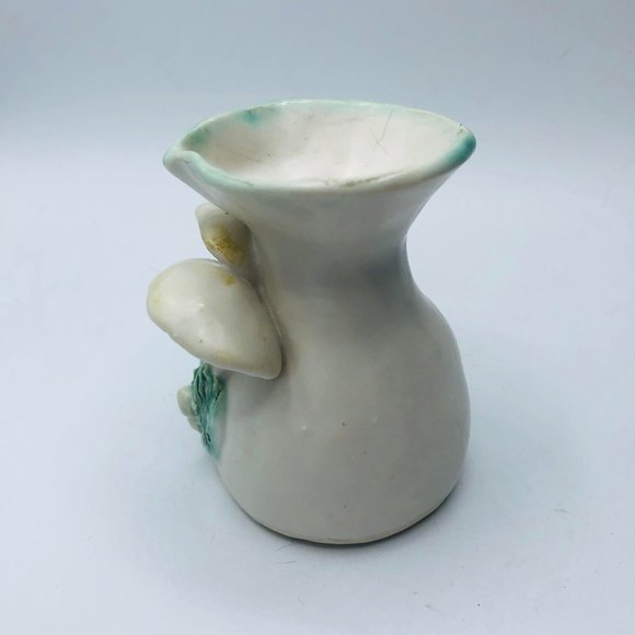 Pair of vintage handcrafted pottery pitcher vases mushrooms - Picture 7 of 11